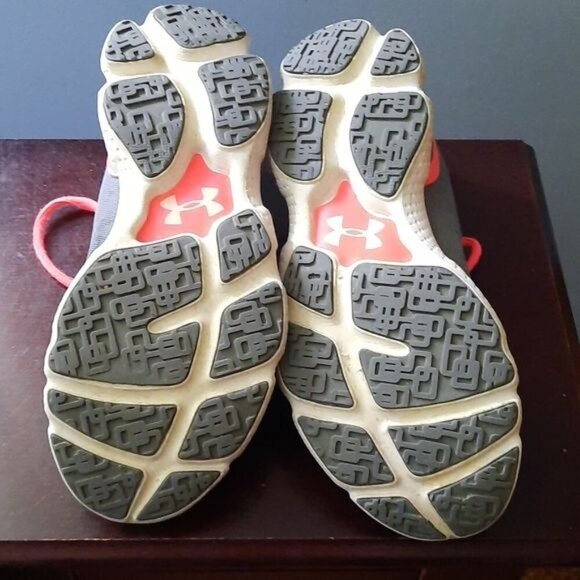 Under Armour Grey Micro G Sneakers Size 6 - Picture 4 of 9